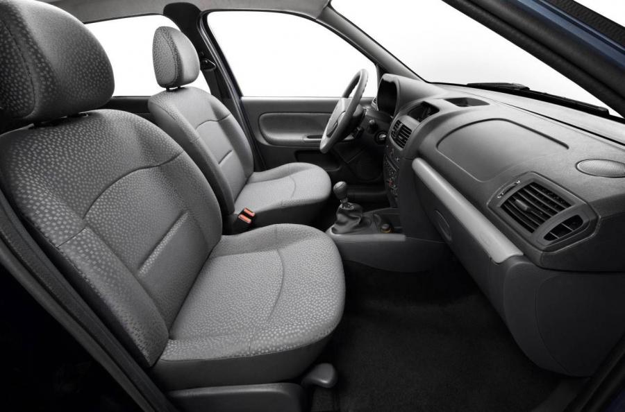  Renault Clio Campus 2009 года  (фото 18 из 31)